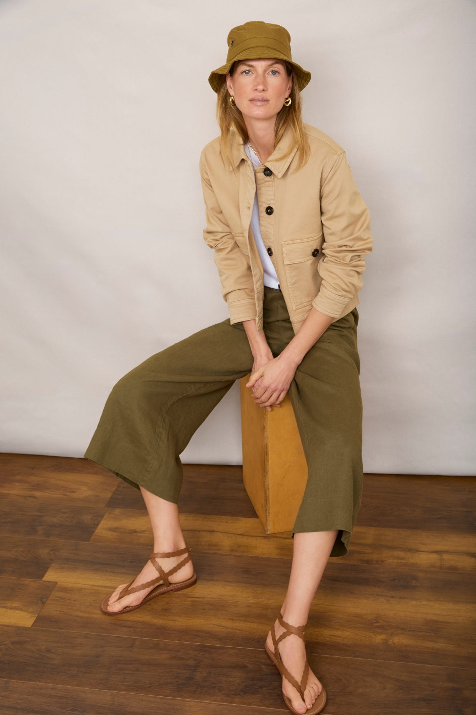 Angeline Linen Cropped Trouser - Khaki