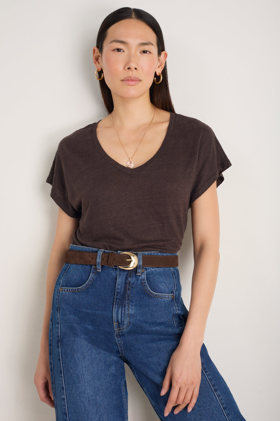 Chiara Linen V Neck Tee - Cocoa