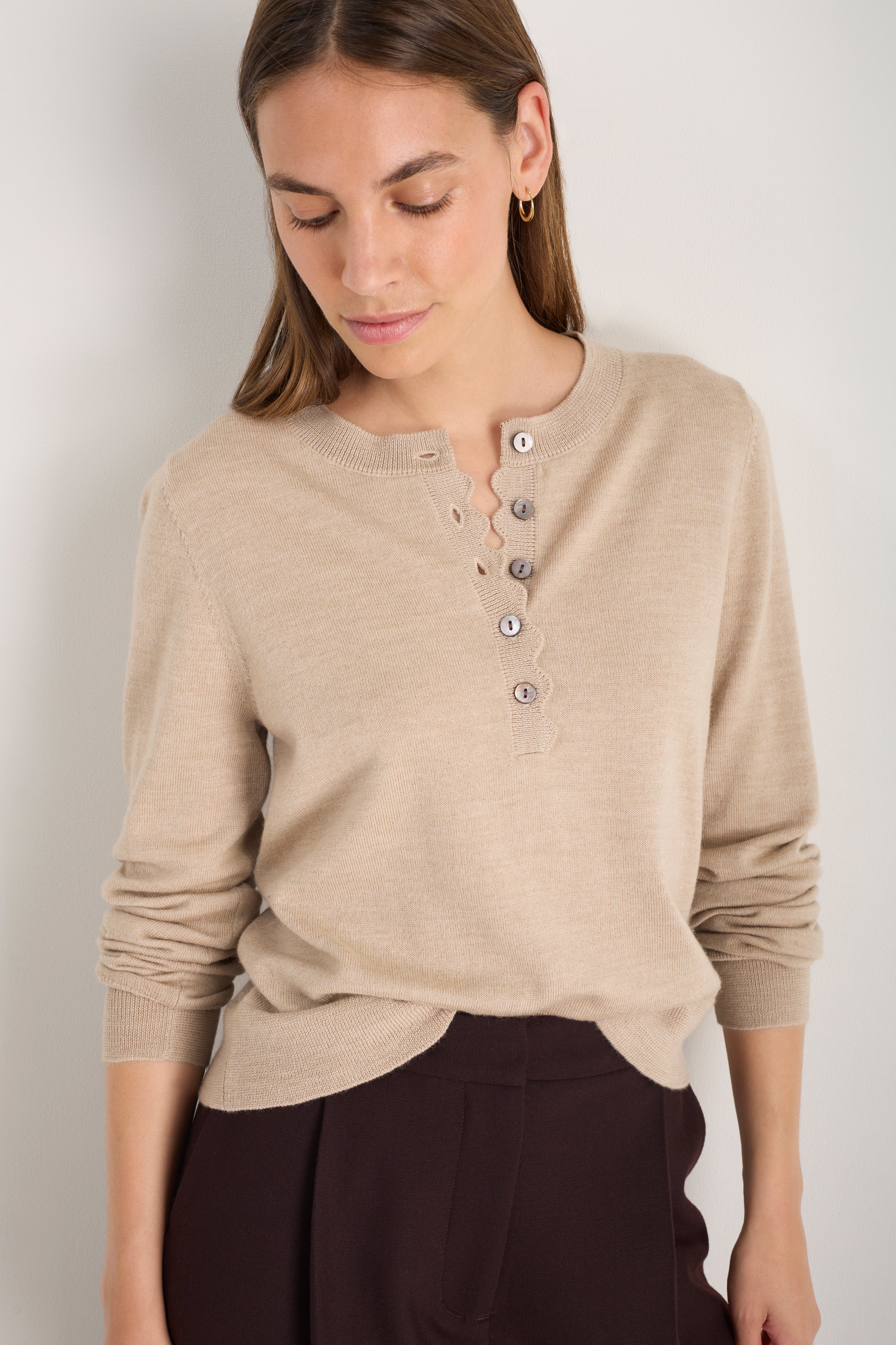 Fleurine Scallop Henley Jumper - Taupe