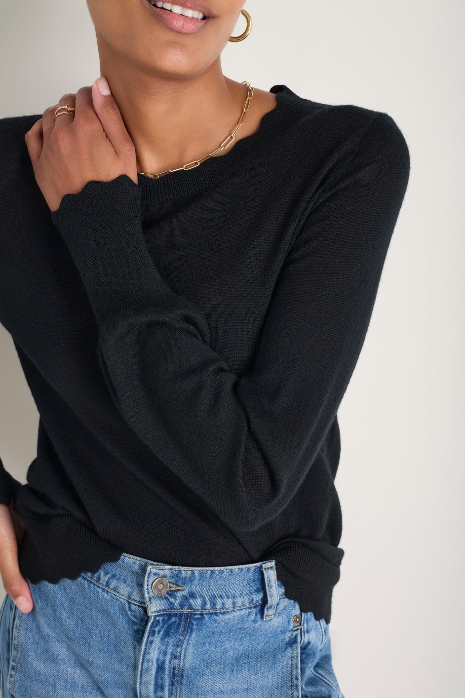 Fleurine Scallop Jumper - Black