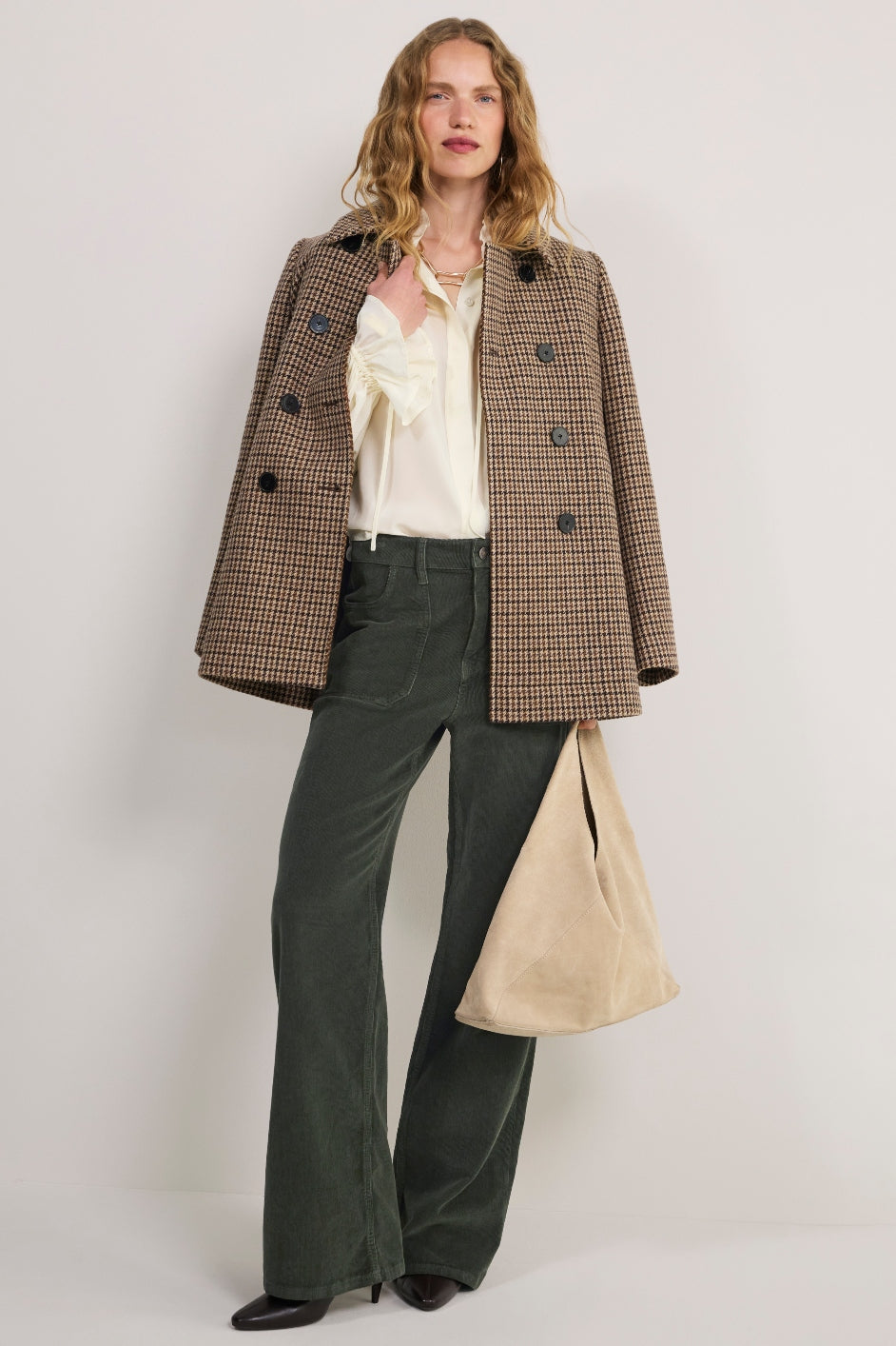 Flossie Carpenter Flare Cord Trouser - Olive