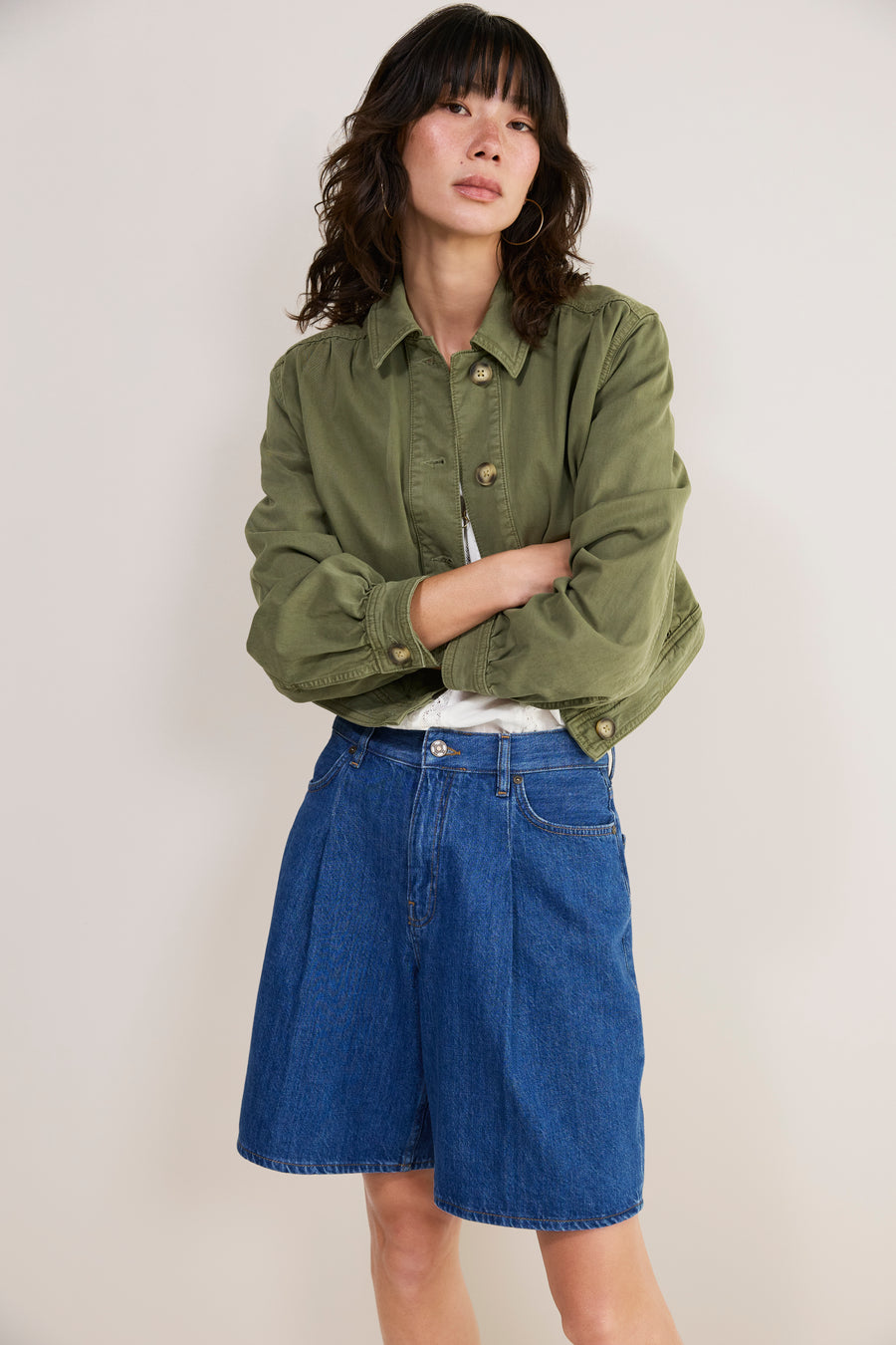 Lula Pleat Front Denim Long Short - Mid Wash