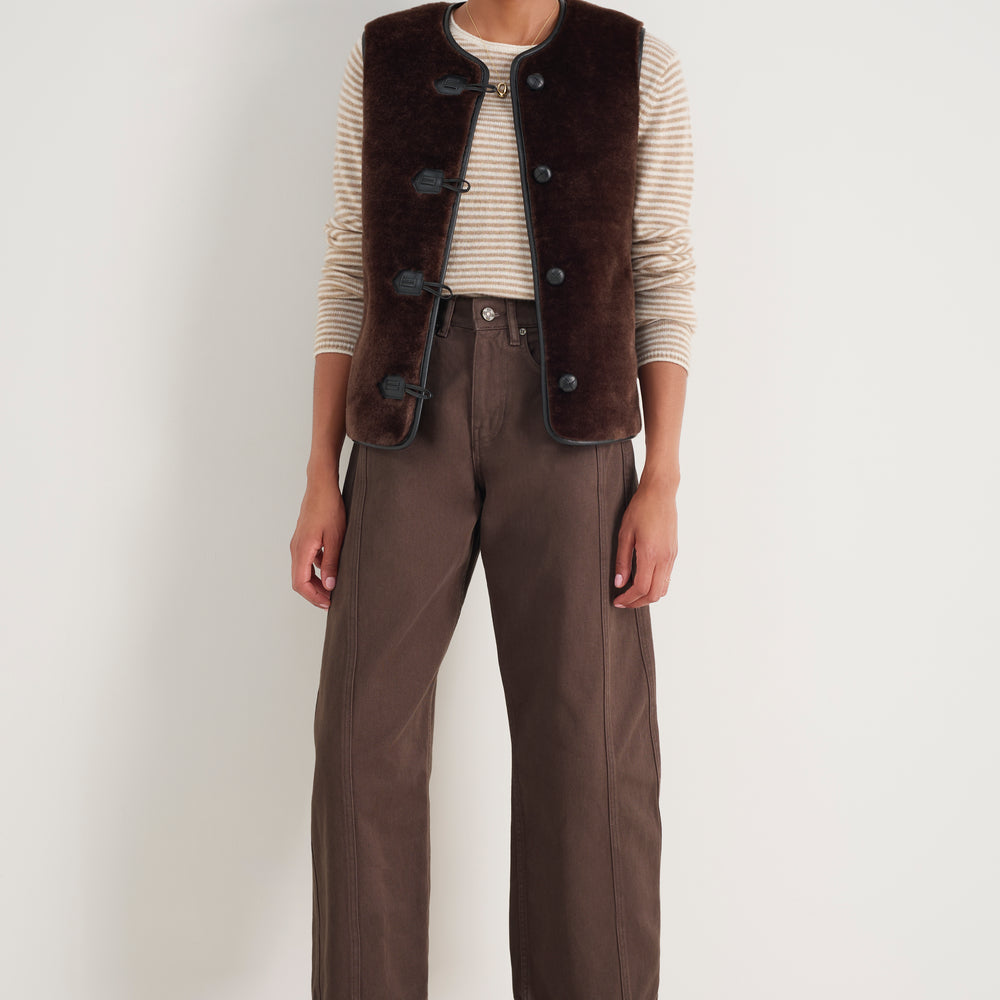 Carina Duffle Gilet - Cocoa