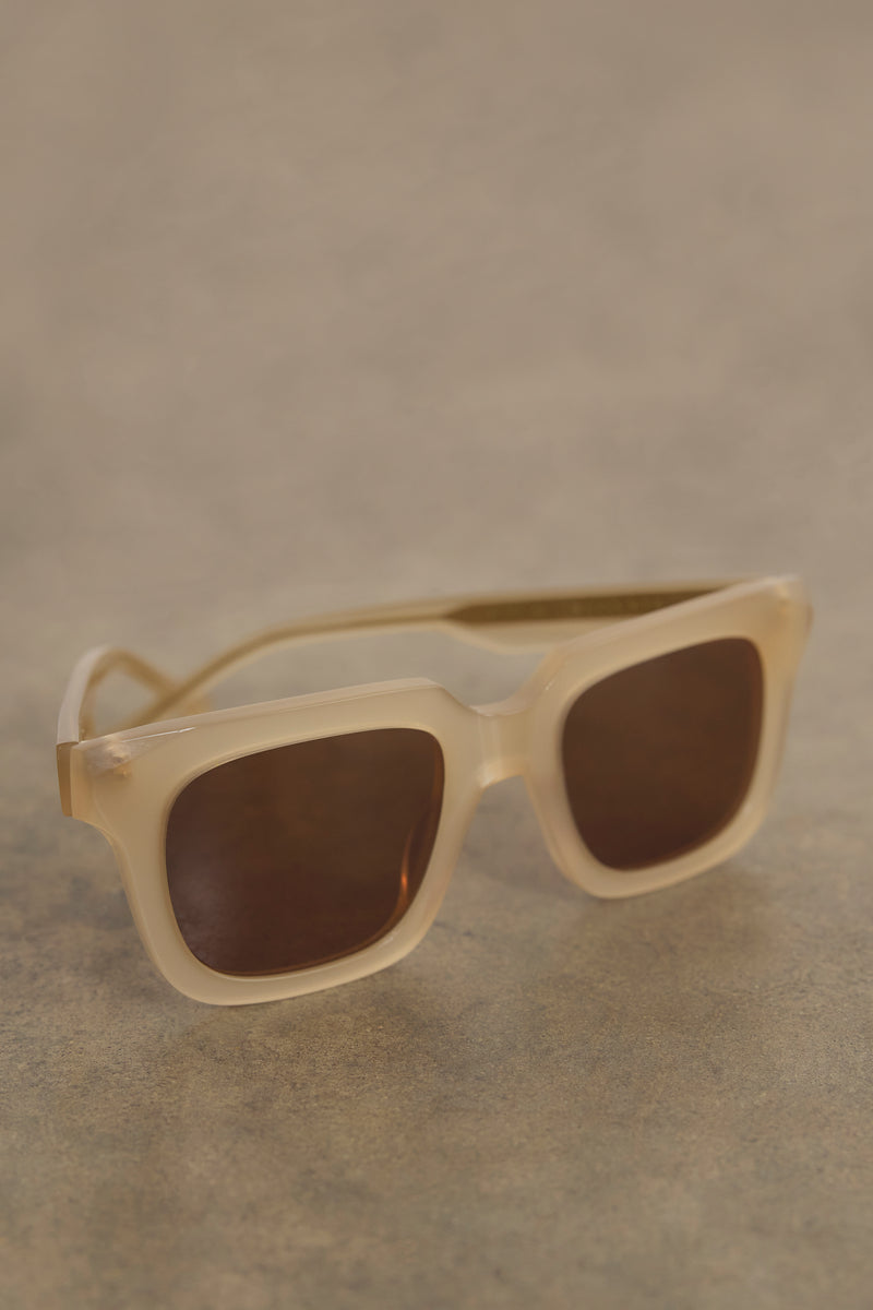 WYSE x FINLAY Tavistock Sunglasses - Nude