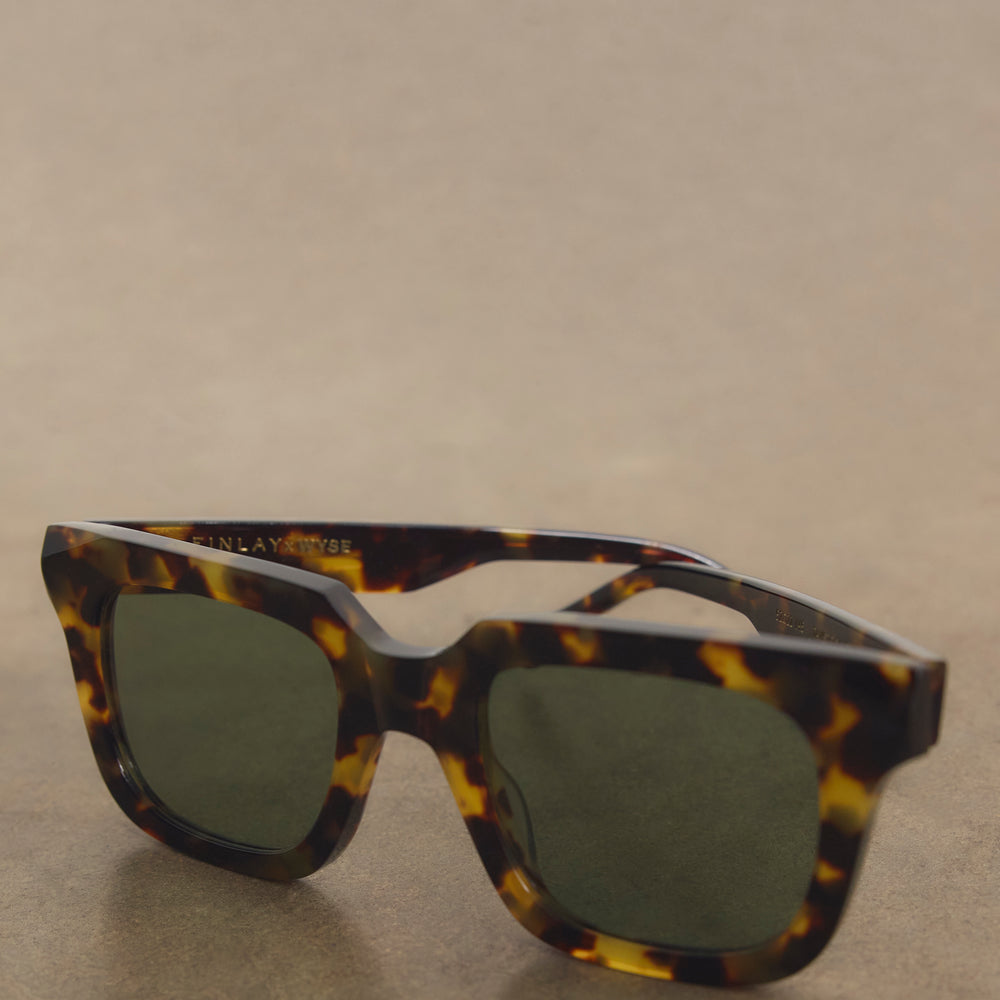 WYSE x FINLAY Tavistock Sunglasses - Light Tortoiseshell