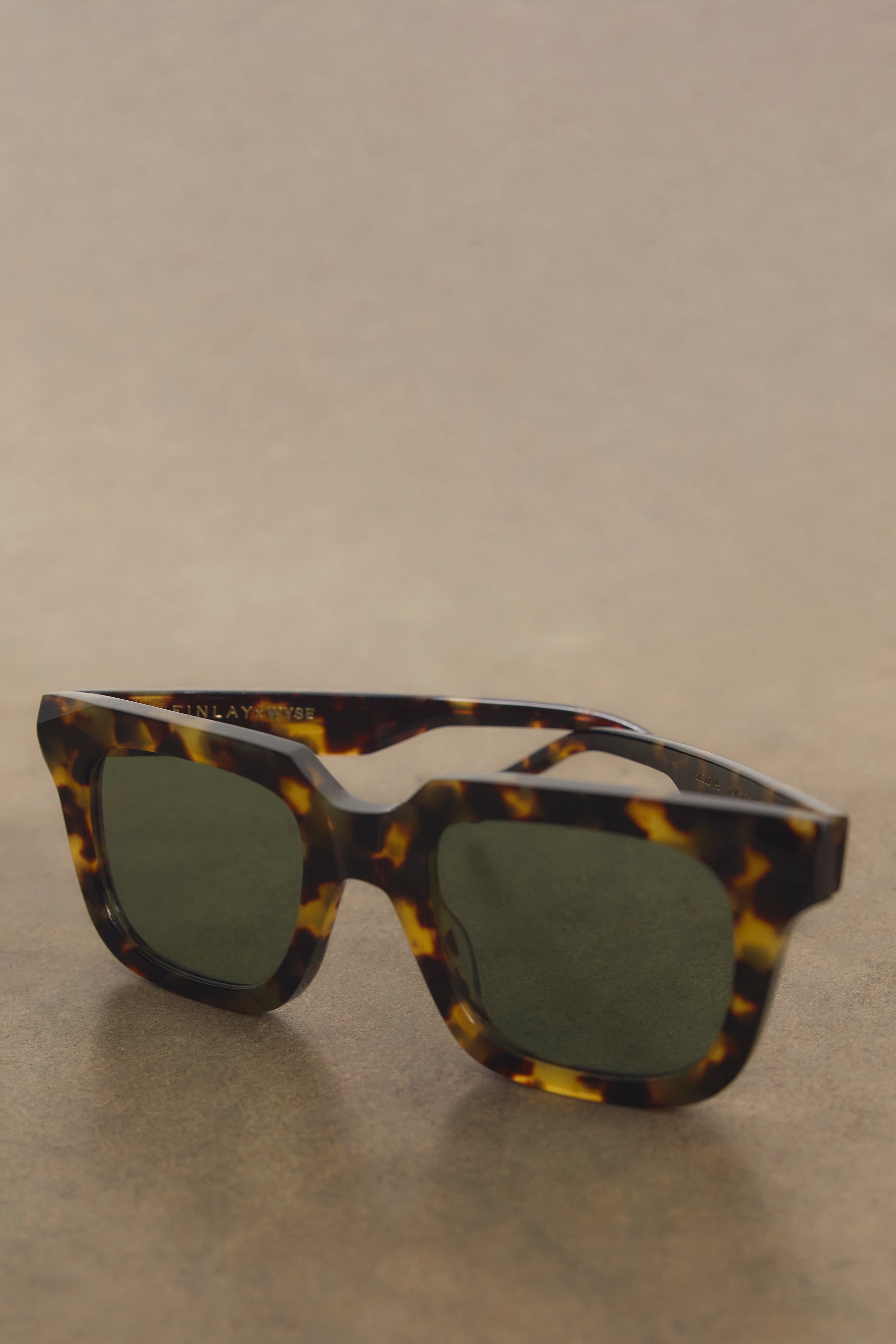 WYSE x FINLAY Tavistock Sunglasses - Light Tortoiseshell