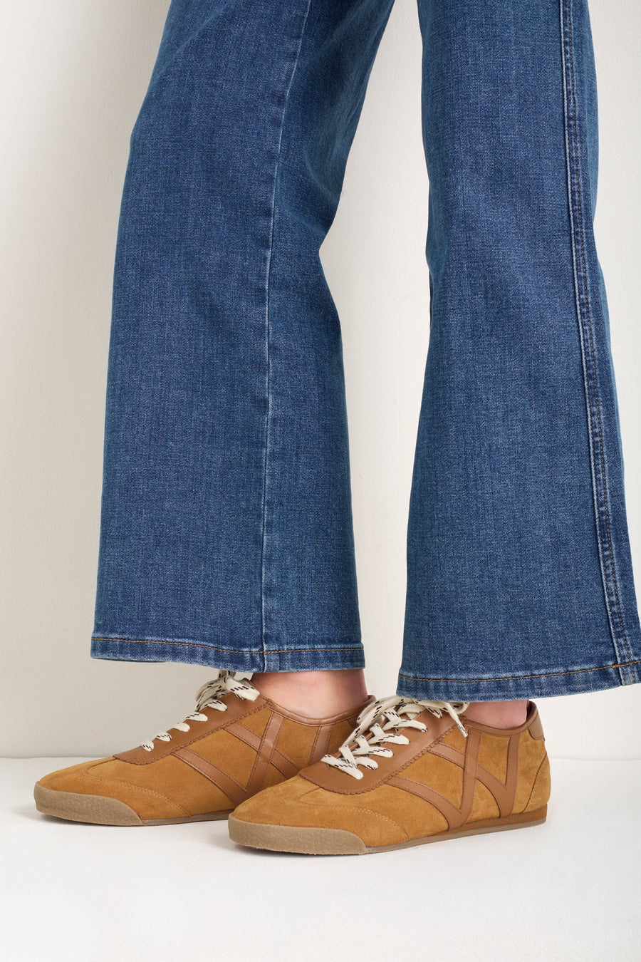 Gaia Trainer - Caramel Suede